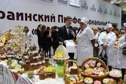 Конкурс пасхальных пекарей в Донецке