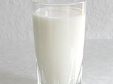 Китайцы снова добавляют меламин в молоко 