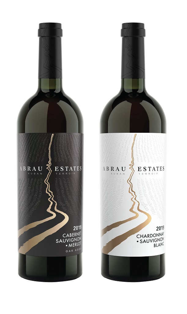 Abrau Estates включает в себя два ассамблированных вина категории ЗГУ : белое сухое и красное сухое.