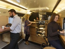 Кофепоезд от Starbucks в Швейцарии                 