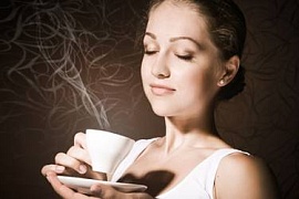 5 чашек кофе равны курению при ЭКО