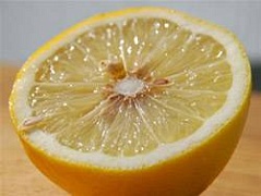 Лимон размером с голову
