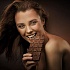 Худые модели в рекламе провоцируют переедание шоколада