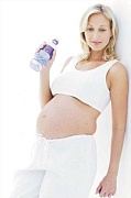 Лишняя вода во время беременности может быть опасна.