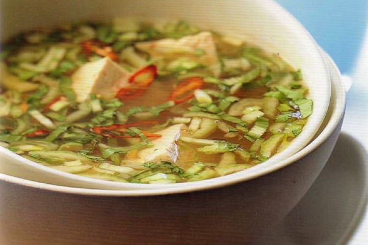 Суп мисо с зеленым луком и тофу
