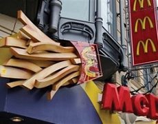 Предприятия «McDonald's» нужно превратить в аптеки