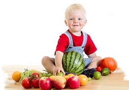 Дети любят клубнику и помидоры больше всего