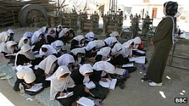 Талибан отрицает отравления в женских школах