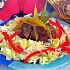 Телячья печень со свежими овощами