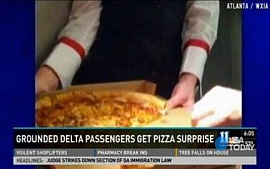 Доставка пиццы на задержавшийся рейс