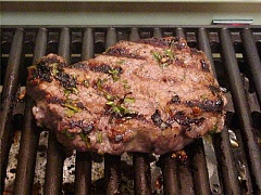 Греки за 4 часа приготовили более 312 килограммов мяса