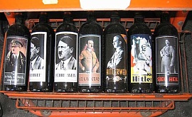 Итальянское вино с гитлеровской тематикой