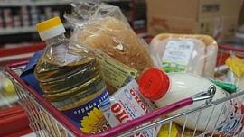 Зарплата украинцев идет только на продукты питания
