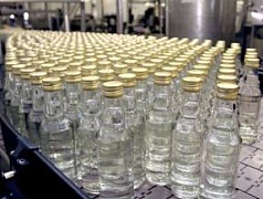 Сто тонн контрафактной водки обнаружено в Красноярском крае