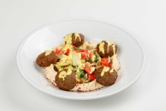 Новые блюда в ресторане Village Kitchen Мишпаха