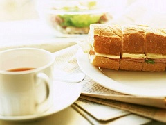 Чай на ломтике поджаренного хлеба признан лучшим блюдом английской кухни 2007 года