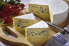 Новинка из Беларуси: сыр с голубой плесенью