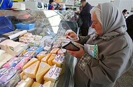 Белорусы закупаются продуктами в России