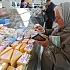 Белорусы закупаются продуктами в России
