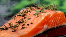 Потребление омега-3 с рыбой снижает риск рака груди
